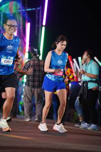 BIB: 43897, 45426
                            <button type="button" onclick="openModal(20780756)" class="btn btn-primary btn-sm float-right btn-popup" data-toggle="modal" data-target=".modal-high-quality">
                        <i class="fas fa-shopping-cart"></i> Add to Cart
                    </button>
                                            <button type="button" onclick="isThisMe(20780756, true)" class="btn btn-success btn-sm float-right btn-popup btn-isme hidden" data-toggle="tooltip" data-placement="bottom" title="นี่คือรูปของคุณใช่ไหม คลิกที่นี่เพื่อเอาเข้าอัลบั้ม">
                        <i class="fas fa-plus"></i> Add to album
                    </button>
                    <button type="button" onclick="isThisMe(20780756, false)" class="btn btn-warning btn-sm float-right btn-popup btn-isnotme hidden">
                        <i class="fas fa-ban"></i> Remove from album
                    </button>